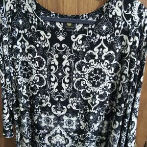 JM Collection Black and White Patterned Blouse